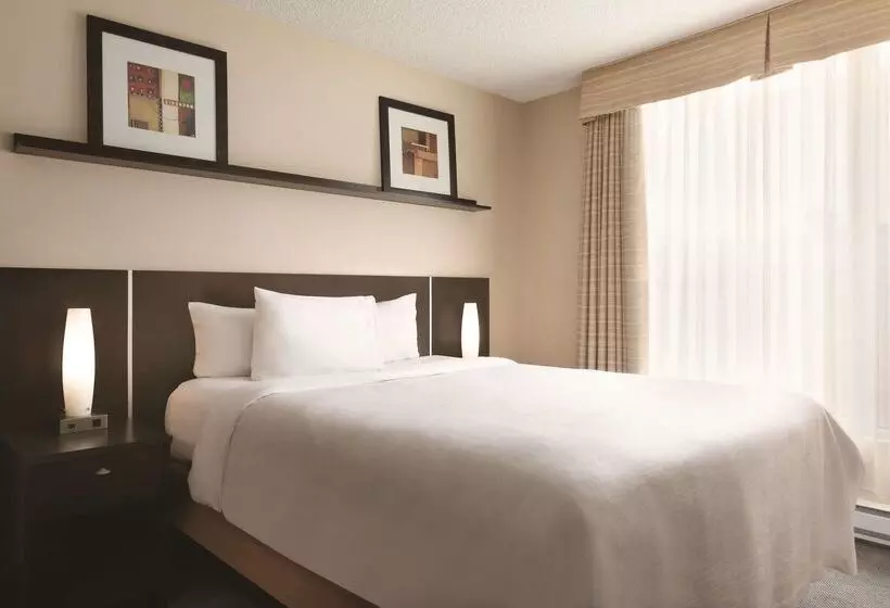Fotos del hotel Embassy Suites By Hilton - Montreal:  18