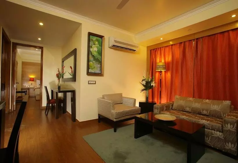 Jüsta Panchsheel Park