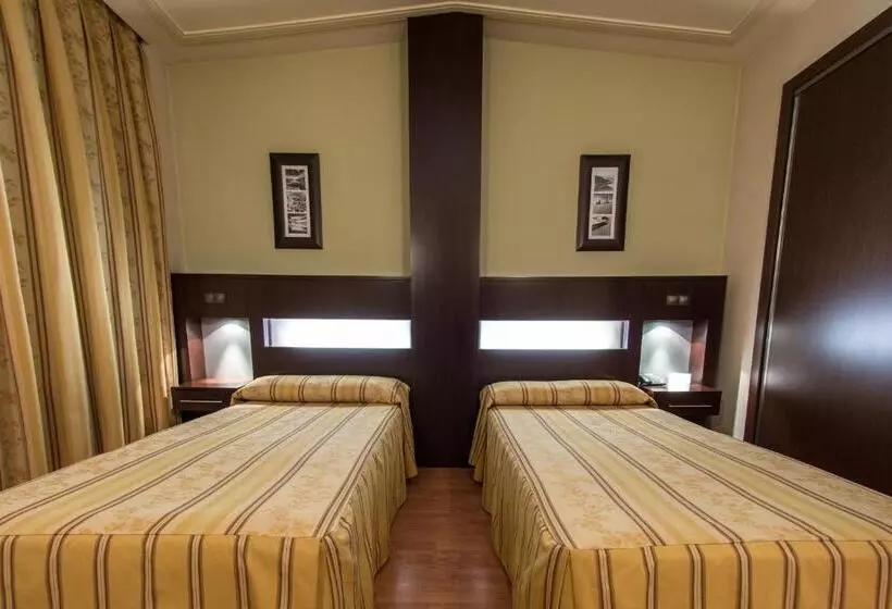 Fotos del hotel Los 5 Pinos:  18