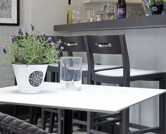 Fotos del hotel Made In Louise:  20