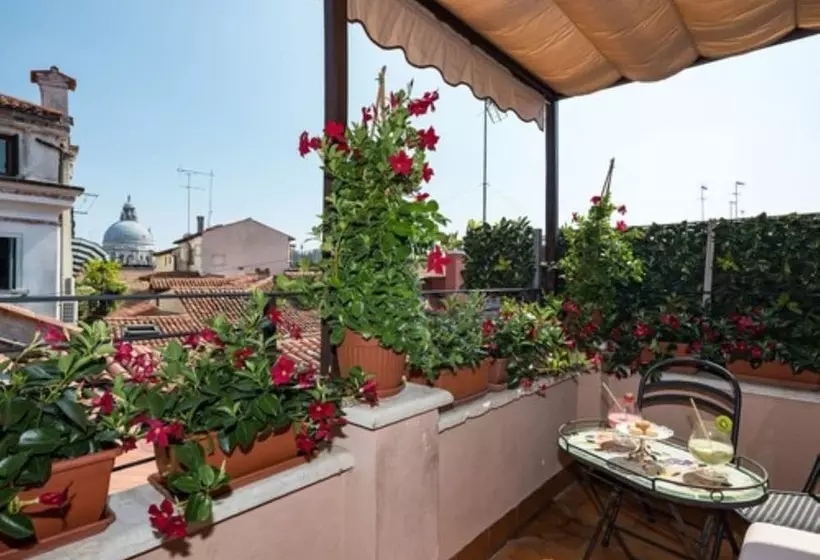 Fotos del hotel Dell'opera:  11