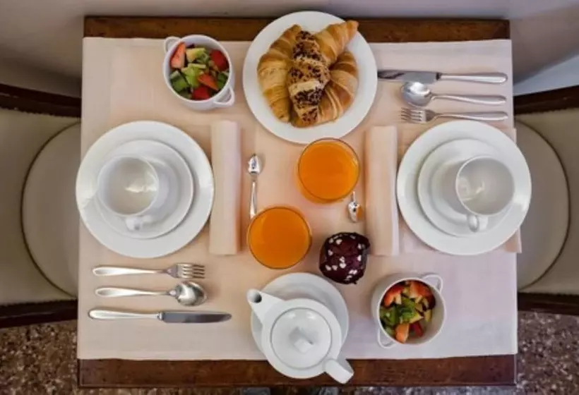 Fotos del hotel Dell'opera:  24