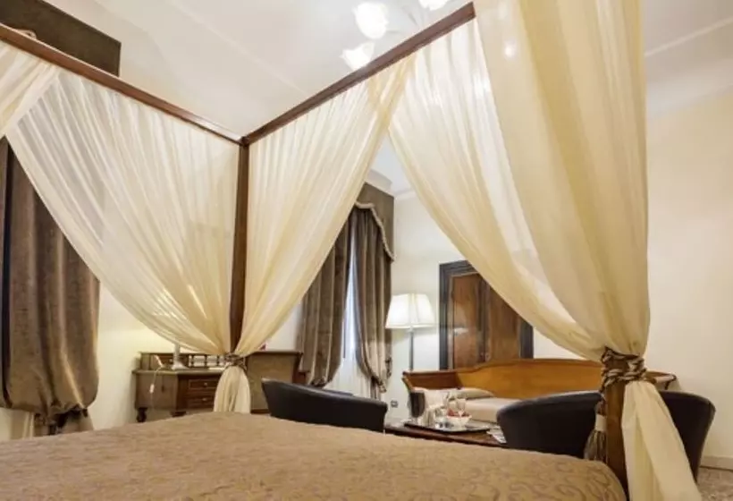 Fotos del hotel Dell'opera:  25