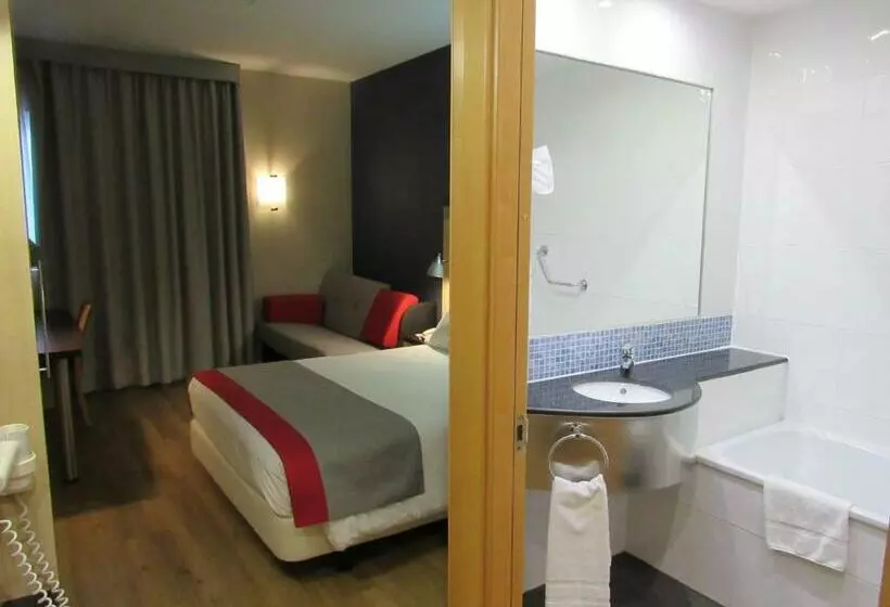 Fotos del hotel Holiday Inn Express Malaga Airport, An Ihg:  24