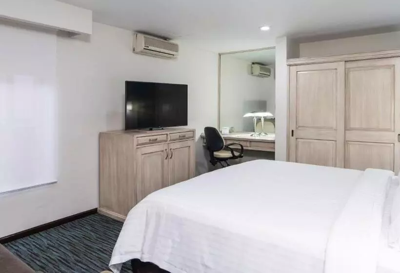 Fotos del hotel Holiday Inn & Suites Mexico Zona Reforma, An Ihg:  4