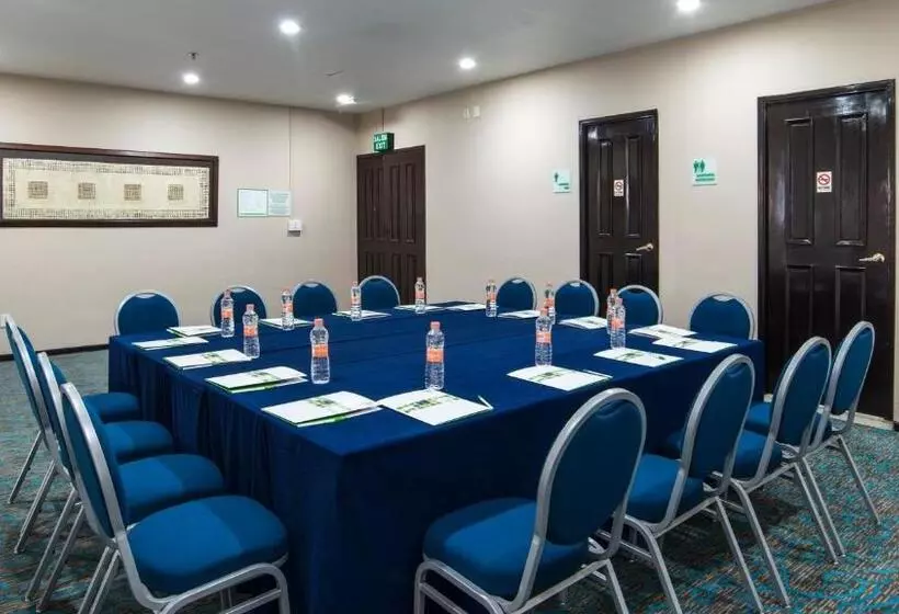 Fotos del hotel Holiday Inn & Suites Mexico Zona Reforma, An Ihg:  2