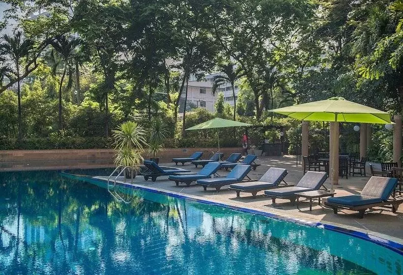 Fotos del hotel Pantip Suites Sathorn:  11