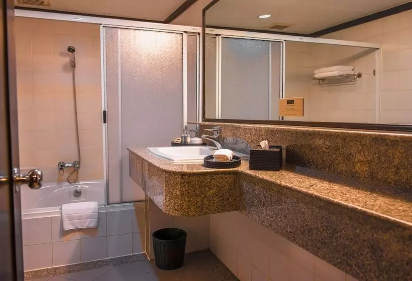 Fotos del hotel Pantip Suites Sathorn:  8