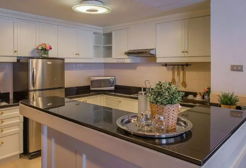 Fotos del hotel Pantip Suites Sathorn:  7