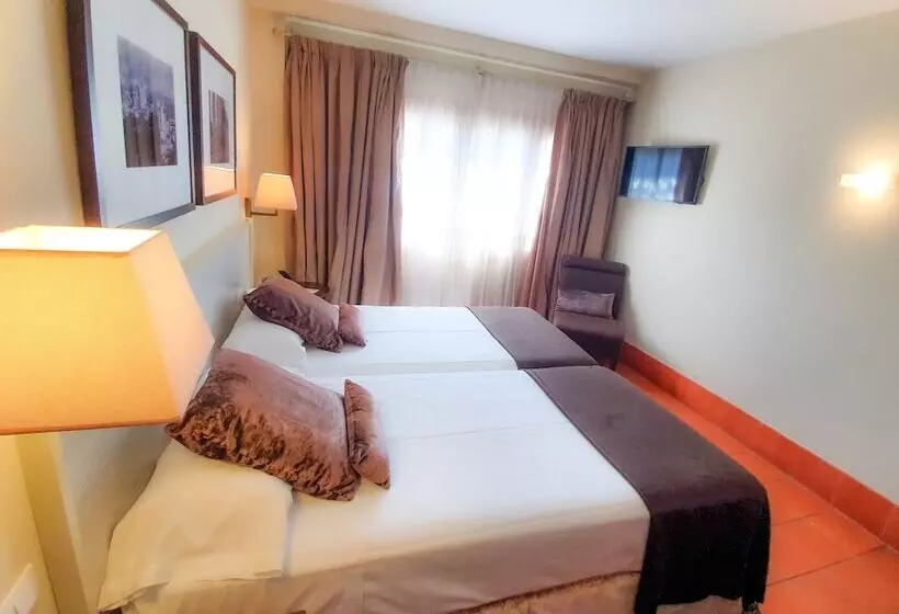 Fotos del hotel San Antonio El Real:  11