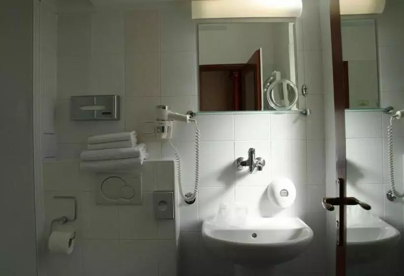 Fotos del hotel Unitas:  21