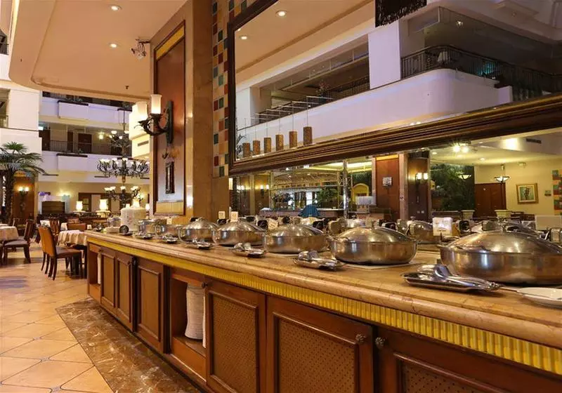 Fotos del hotel Weiyat Grand:  11