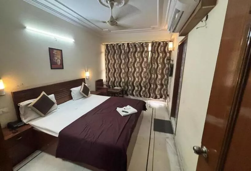 Fotos del hotel Oyo 78478  Siddhi Vinayak:  14