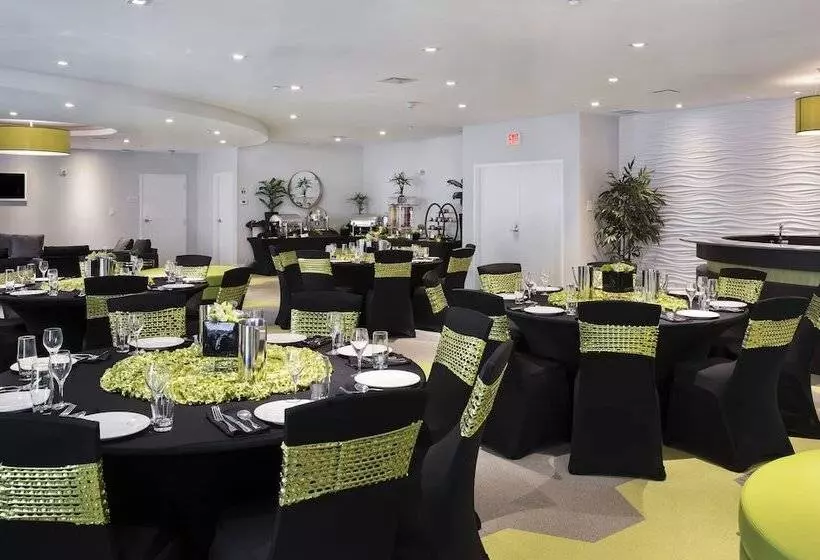 Fotos del hotel Avanti International Resort:  14