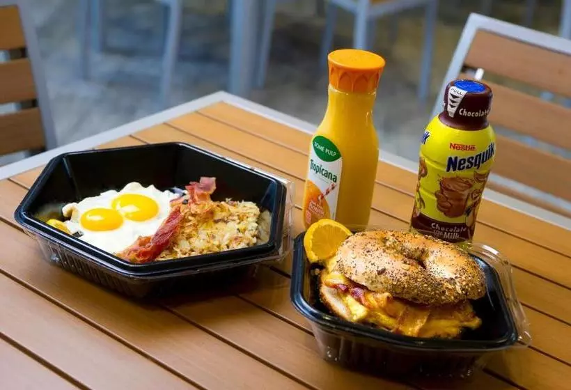 Fotos del hotel Avanti International Resort:  4