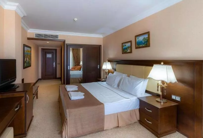 Fotos del hotel Latanya Park Resort:  17