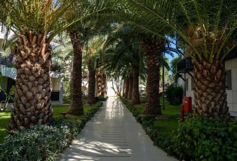 Fotos del hotel Latanya Park Resort:  12