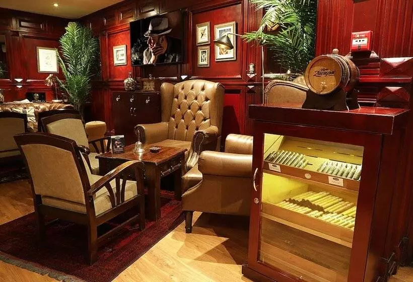 Fotos del hotel Majestic City Retreat:  25