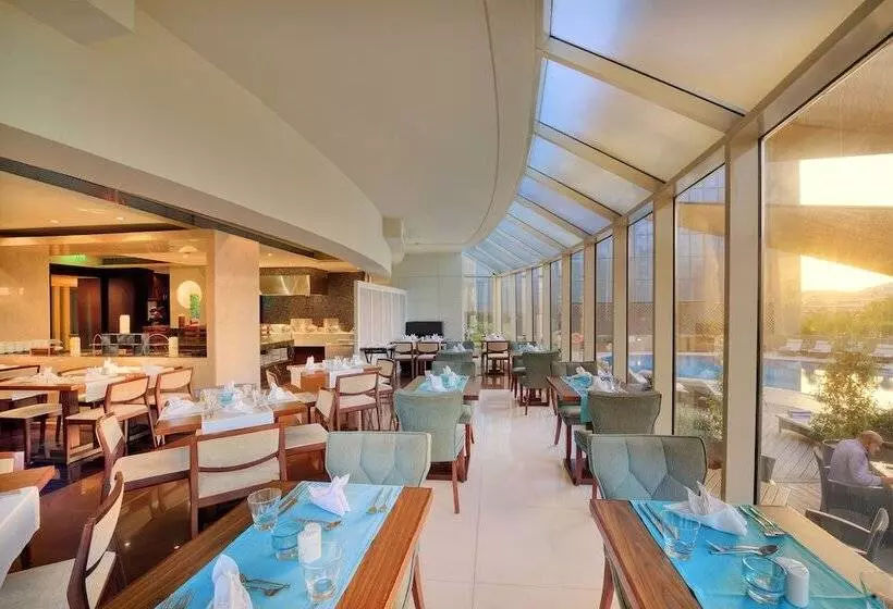 Fotos del hotel Majestic City Retreat:  11