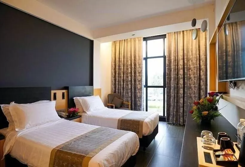 Fotos del hotel Tsr Seafront:  23