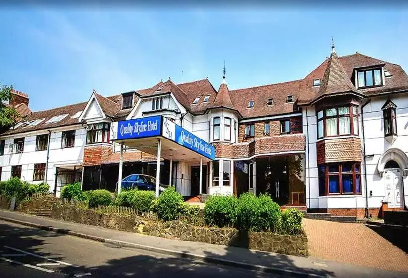 Oyo Luton Formerly Quality Skyline