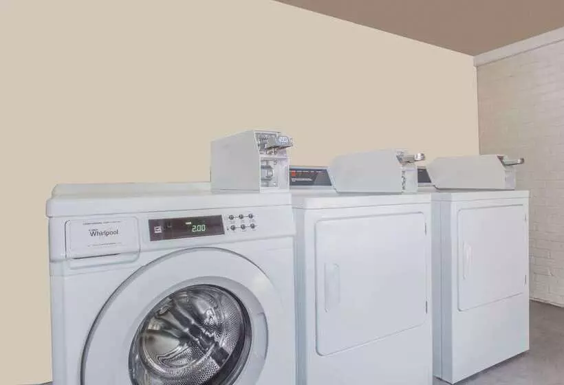 Fotos del hotel Super 8 By Wyndham Atlanta Northeast Ga:  23