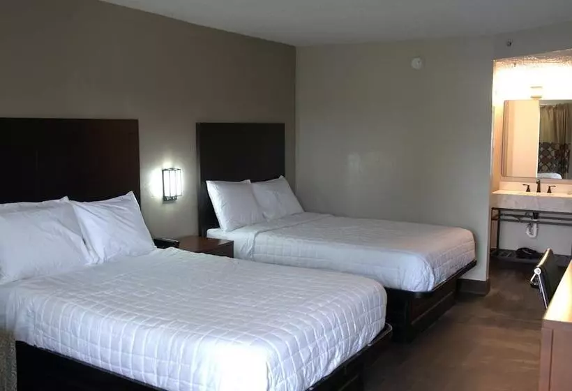 Fotos del hotel Super 8 By Wyndham Atlanta Northeast Ga:  6