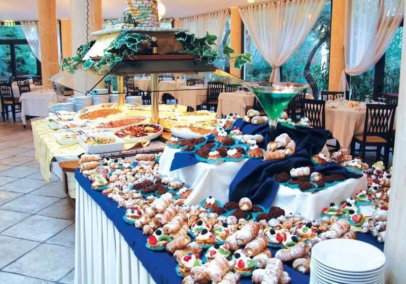 Fotos del hotel Club Esse Palmasera Resort  - Il Borgo:  4