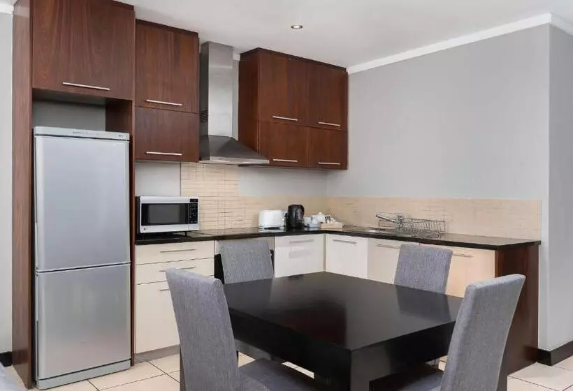 Fotos del hotel Icon Luxury Apartments:  15