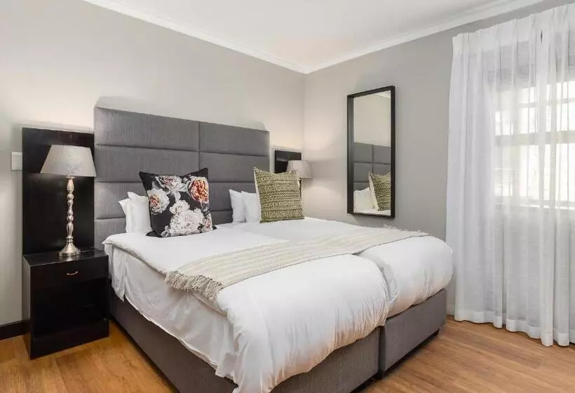 Fotos del hotel Icon Luxury Apartments:  20