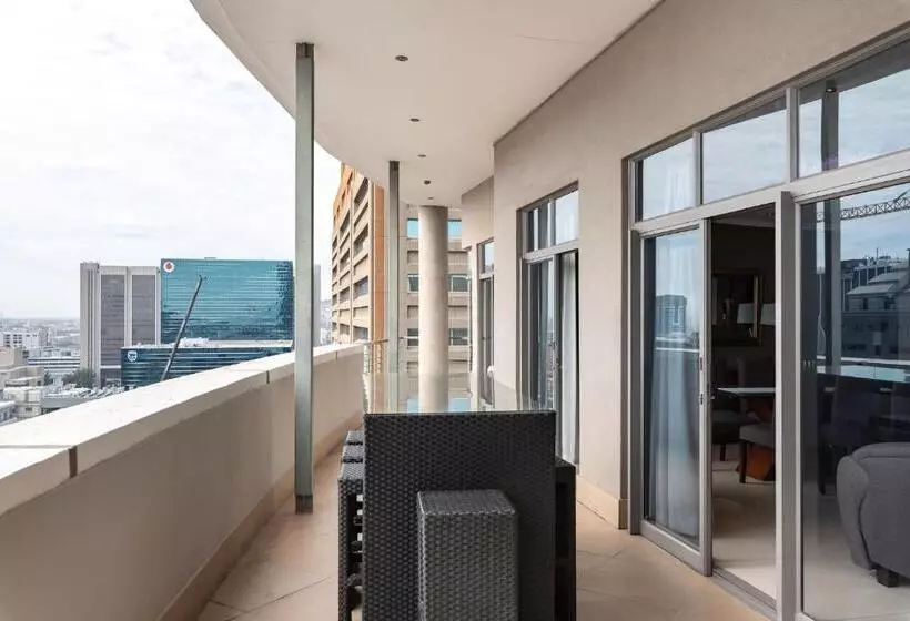 Fotos del hotel Icon Luxury Apartments:  3