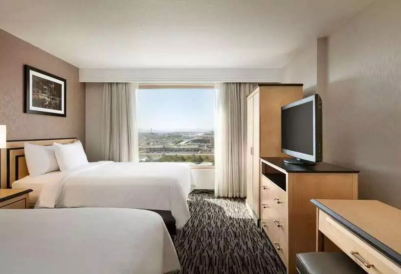 Fotos del hotel Embassy Suites By Hilton Convention Center Las Vegas:  2