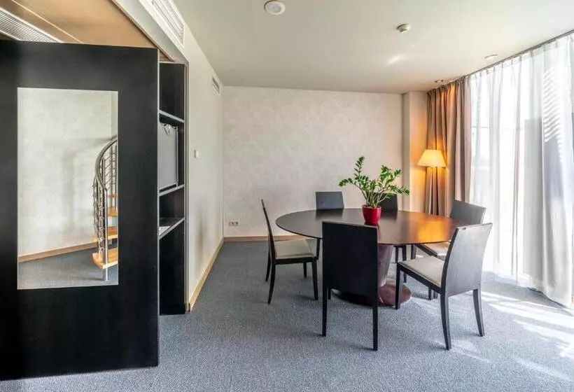 Fotos del hotel Rixwell Elefant:  25