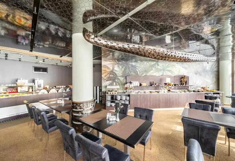 Fotos del hotel Rixwell Elefant:  12