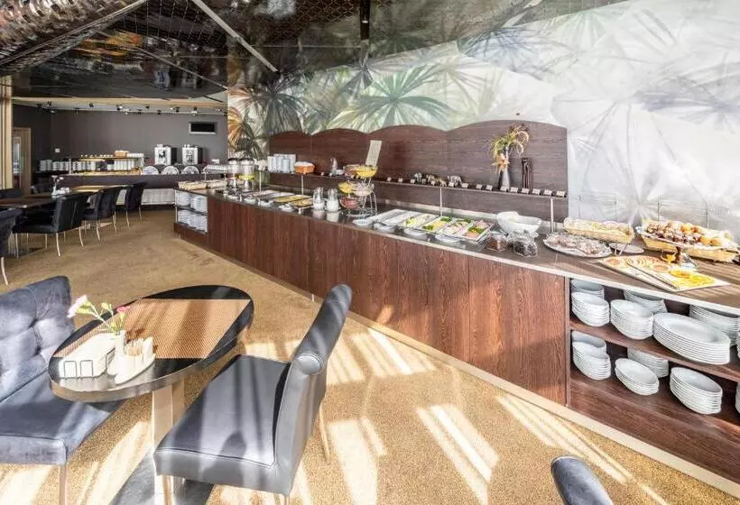 Fotos del hotel Rixwell Elefant:  4