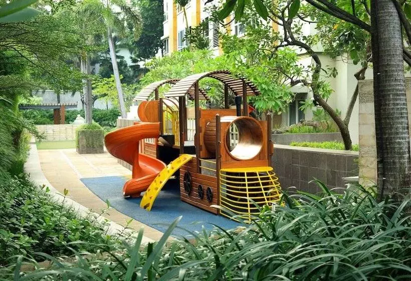 Fotos del hotel Somerset Berlian Jakarta:  6