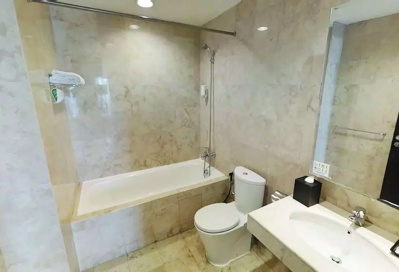 Fotos del hotel Somerset Berlian Jakarta:  9