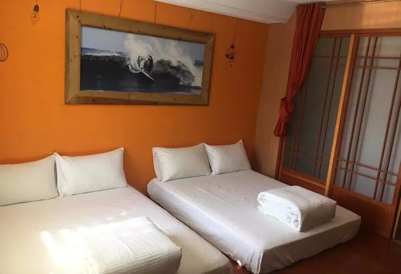 Donghe Taitung Surf Shop & Hostel