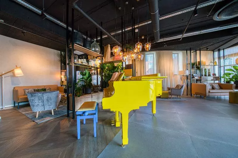Ninetynine Hotel Amsterdam Airport