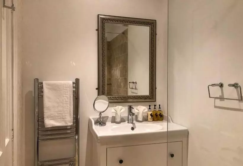 Fotos del hotel Cranleigh:  7