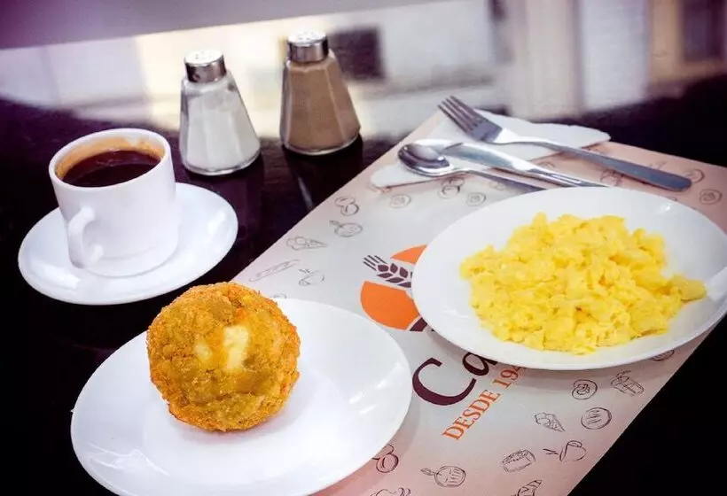 Fotos del hotel Las Peñas:  5