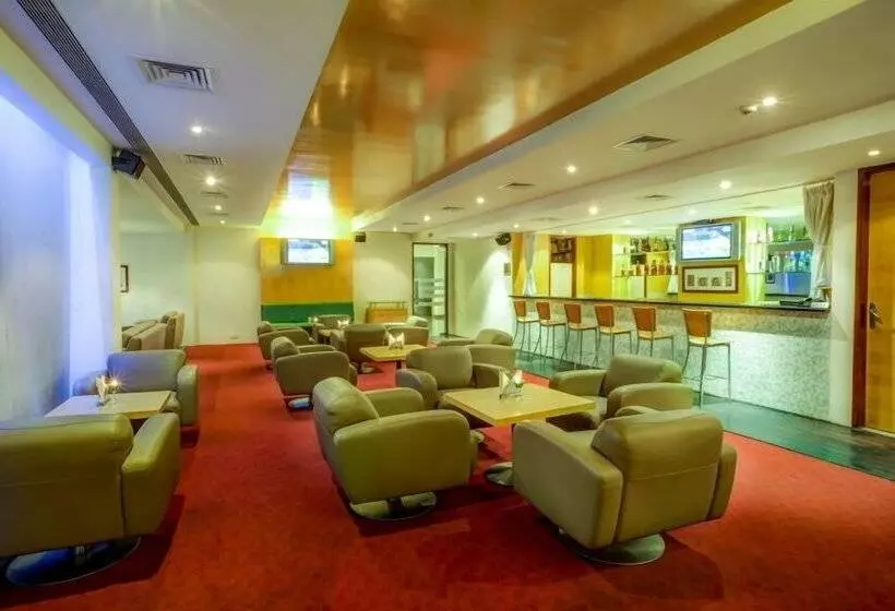 Fotos del hotel Radha Hometel:  2