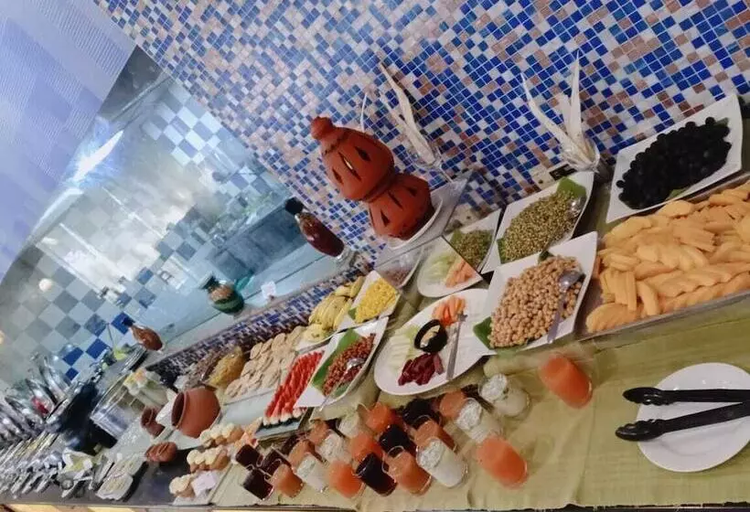 Fotos del hotel Radha Hometel:  14