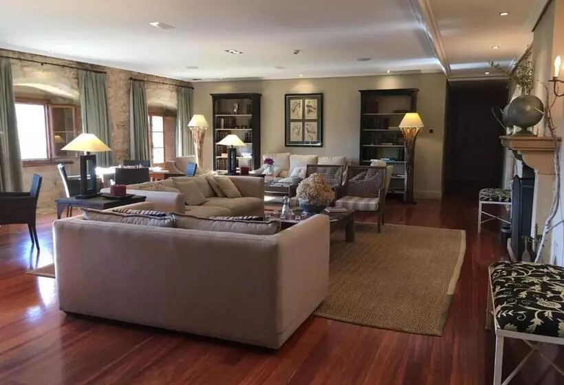 Fotos del hotel Palacio De Rubianes:  18