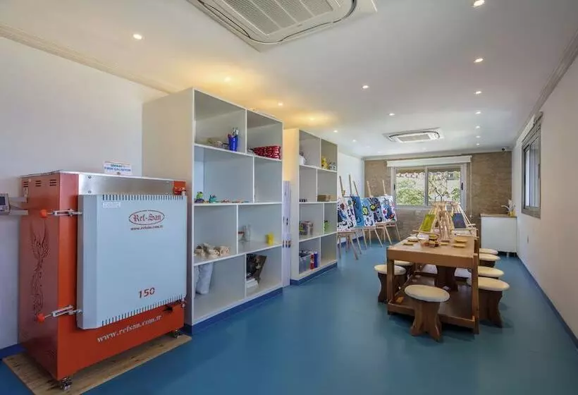 Fotos del hotel Merit Park  Casino & Spa:  15