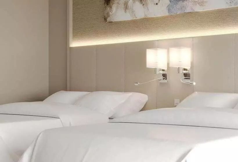 Fotos del hotel Courtyard By Marriott Dubai, Green Community:  6