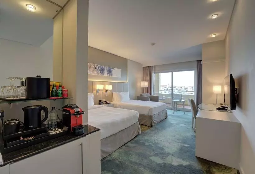 Fotos del hotel Courtyard By Marriott Dubai, Green Community:  7