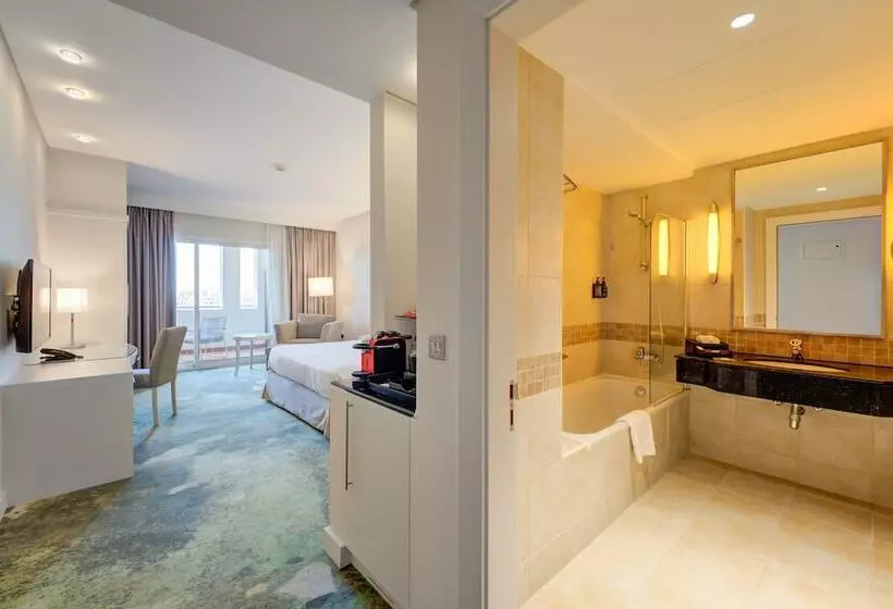 Fotos del hotel Courtyard By Marriott Dubai, Green Community:  22