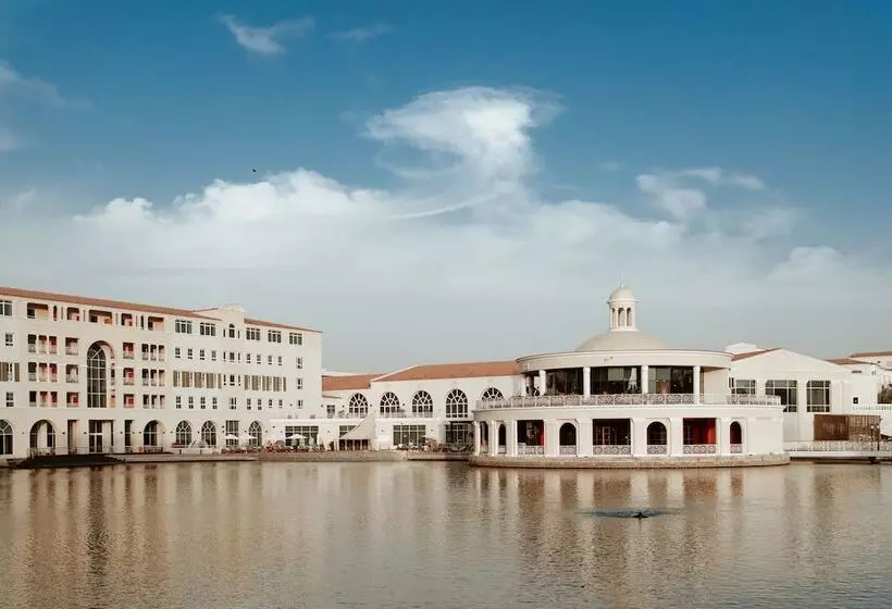 Fotos del hotel Courtyard By Marriott Dubai, Green Community:  59