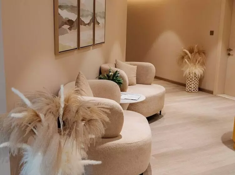 Fotos del hotel Courtyard By Marriott Dubai, Green Community:  87